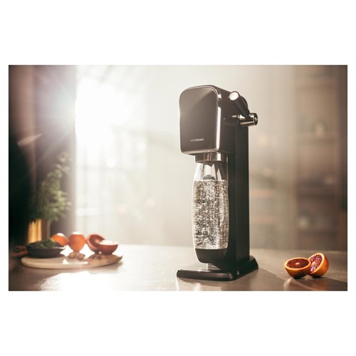 SodaStream ART má vo výbave mechanickú páčku.